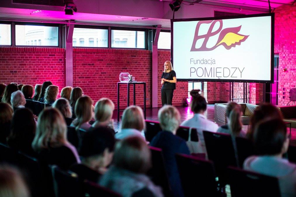 fundacja_pomiedzy
